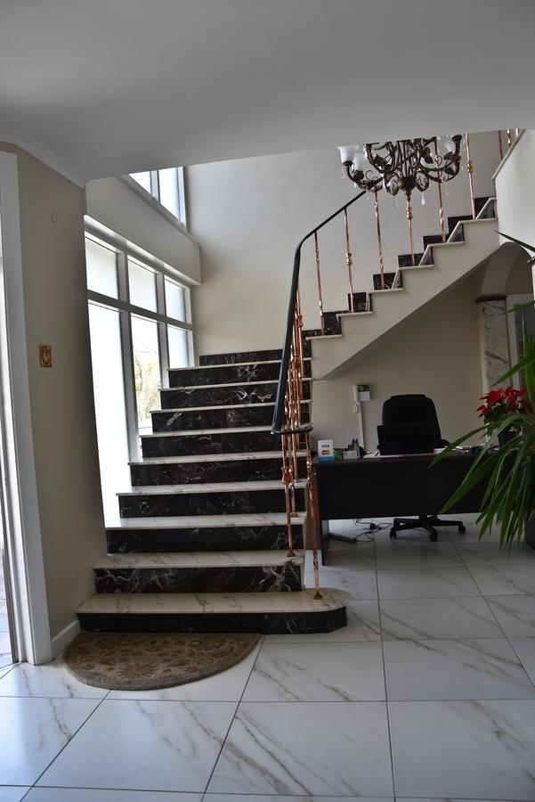 34Onlincoln Guesthouse Bellville Kültér fotó